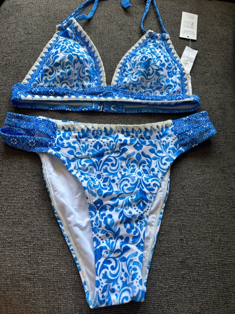 NWT Cupshe Blue and White Floral Halter Bikini Set small new S